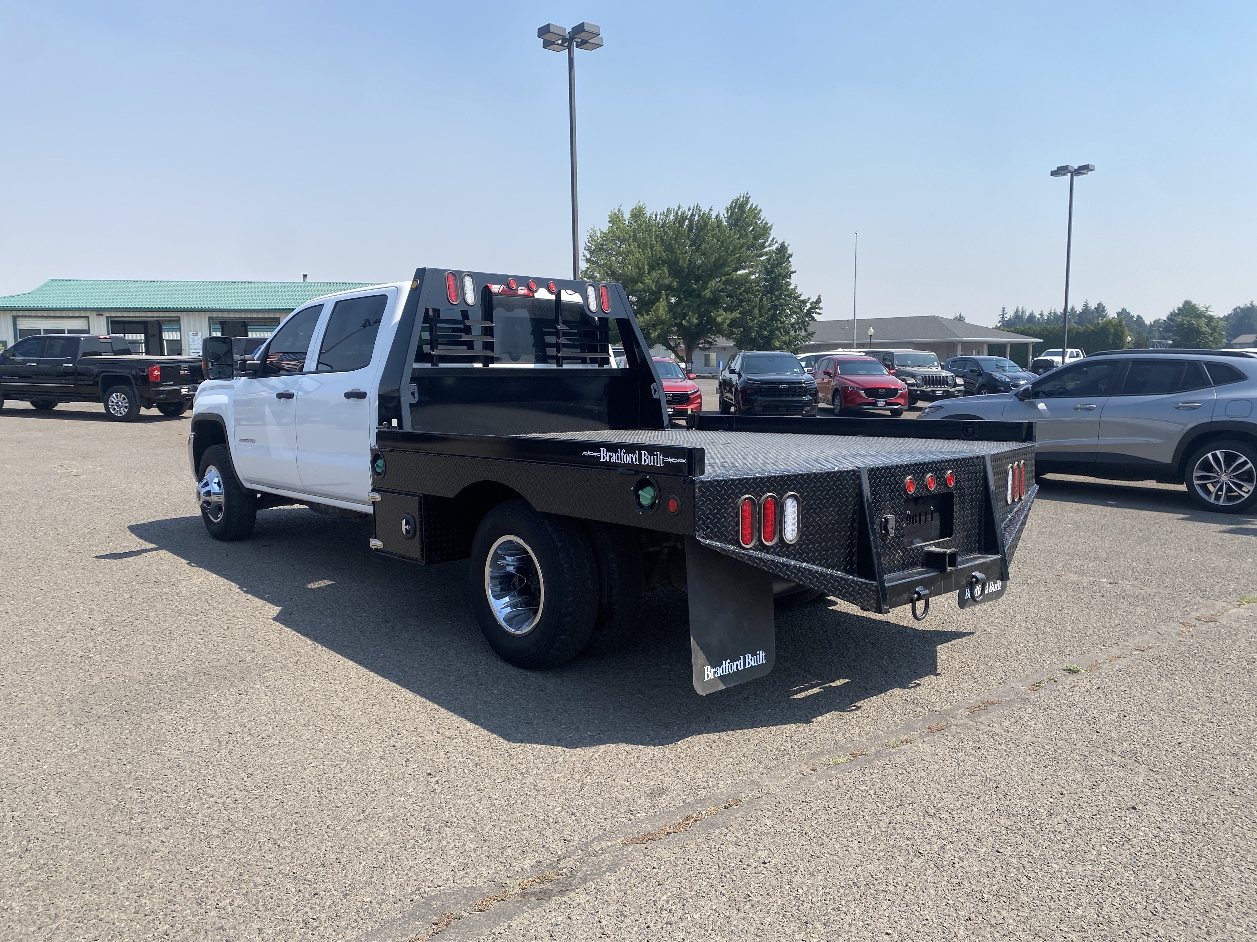 Used 2016 GMC Sierra 3500 4x4 Crew Cab w/ Sierra Convenience Package image 4