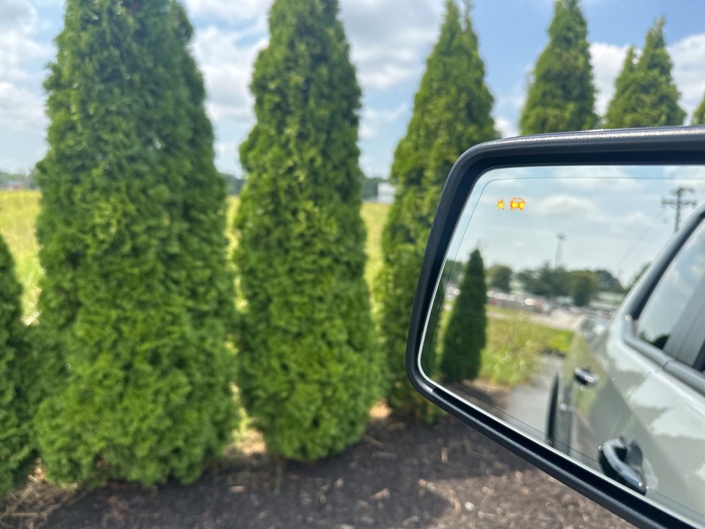 Used 2024 Chevrolet Silverado 1500 ZR2 w/ Technology Package image 16