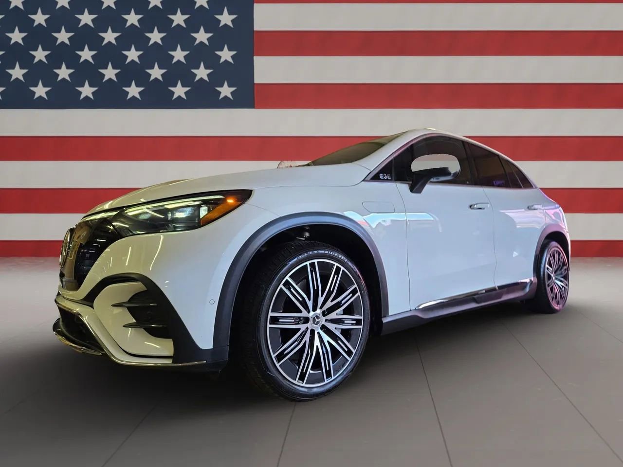 Used 2023 Mercedes-Benz EQE 500 4MATIC SUV image 22