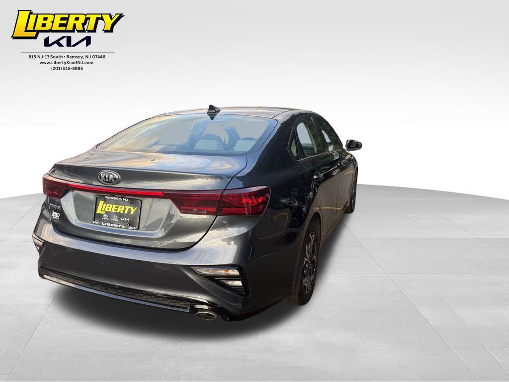 Used 2019 Kia Forte LXS FWD image 7