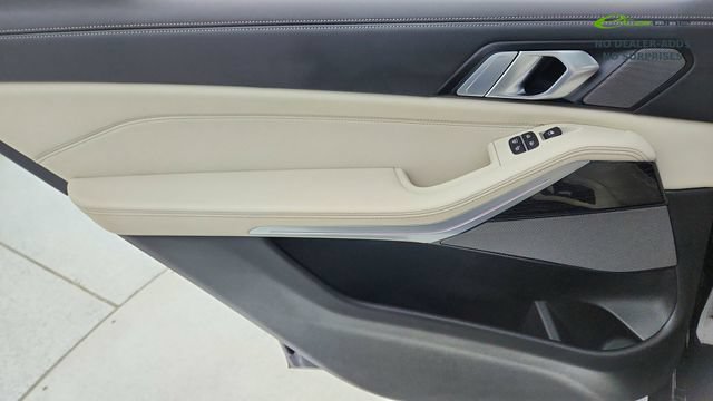 Used 2026 BMW X7 M60i AWD/4WD image 34