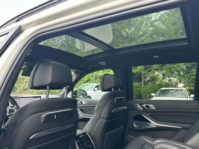 Used 2024 BMW X7 xDrive40i w/ Executive Package AWD/4WD image 17