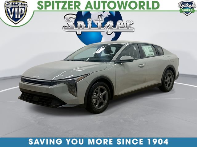 New 2026 Kia K4 LXS