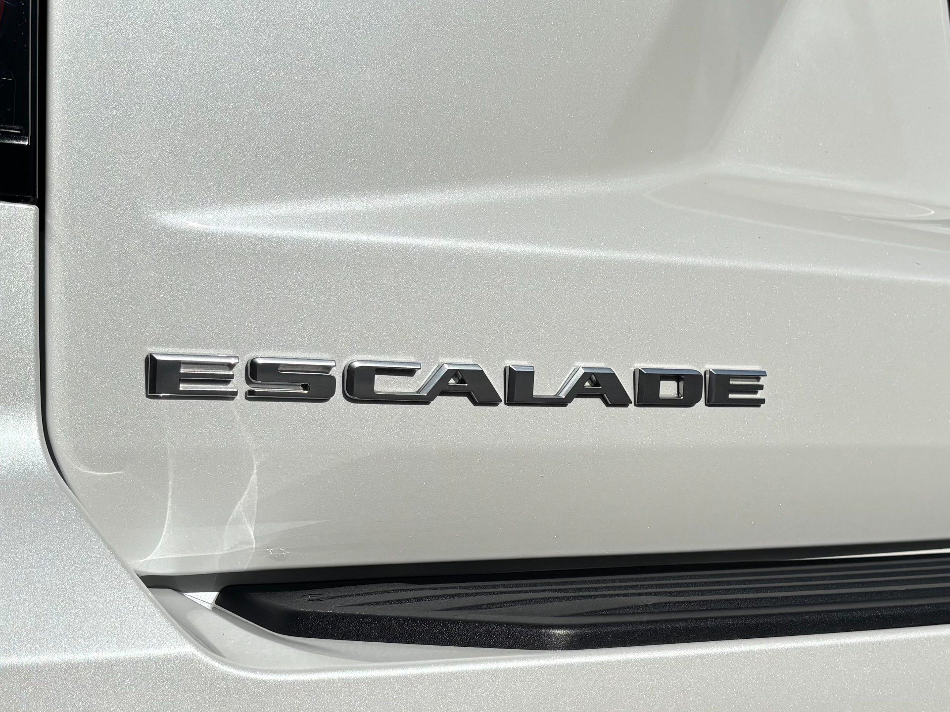 Used 2024 Cadillac Escalade Premium Luxury Platinum w/ LPO, Floor Liner Package AWD/4WD image 61