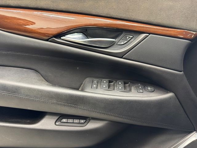 Used 2015 Cadillac Escalade Luxury RWD image 33