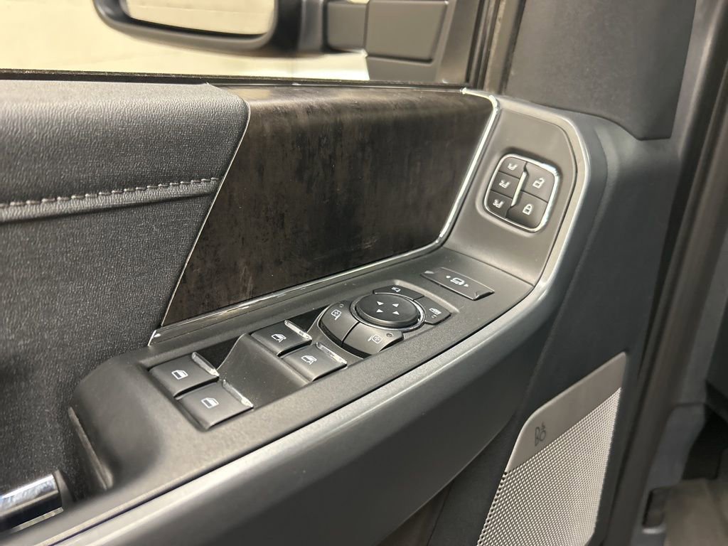 Used 2024 Ford F350 Lariat w/ Lariat Ultimate Package image 25