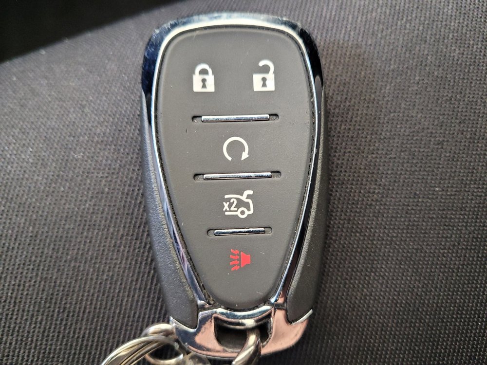 Used 2025 Chevrolet Malibu LS FWD image 32