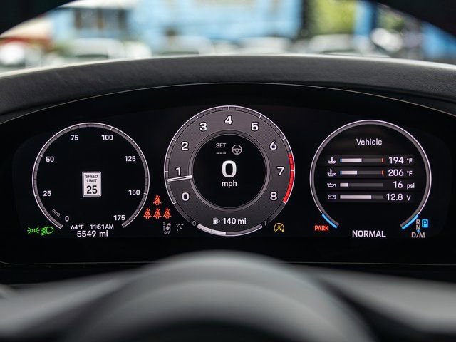 Certified 2025 Porsche Cayenne Coupe image 52