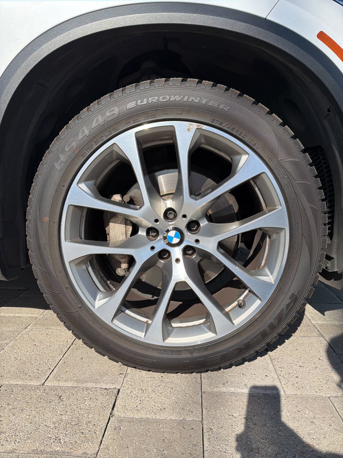 Used 2021 BMW X5 xDrive40i w/ Convenience Package AWD/4WD image 9