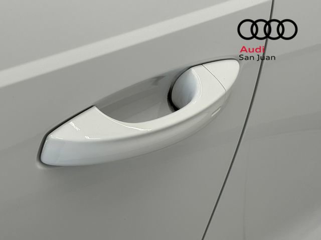 Certified 2025 Audi Q3 2.0T Premium image 34