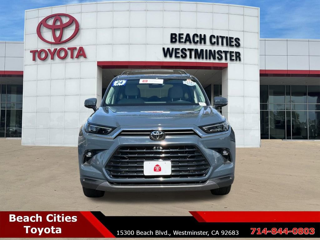 Certified 2024 Toyota Grand Highlander Limited image 4