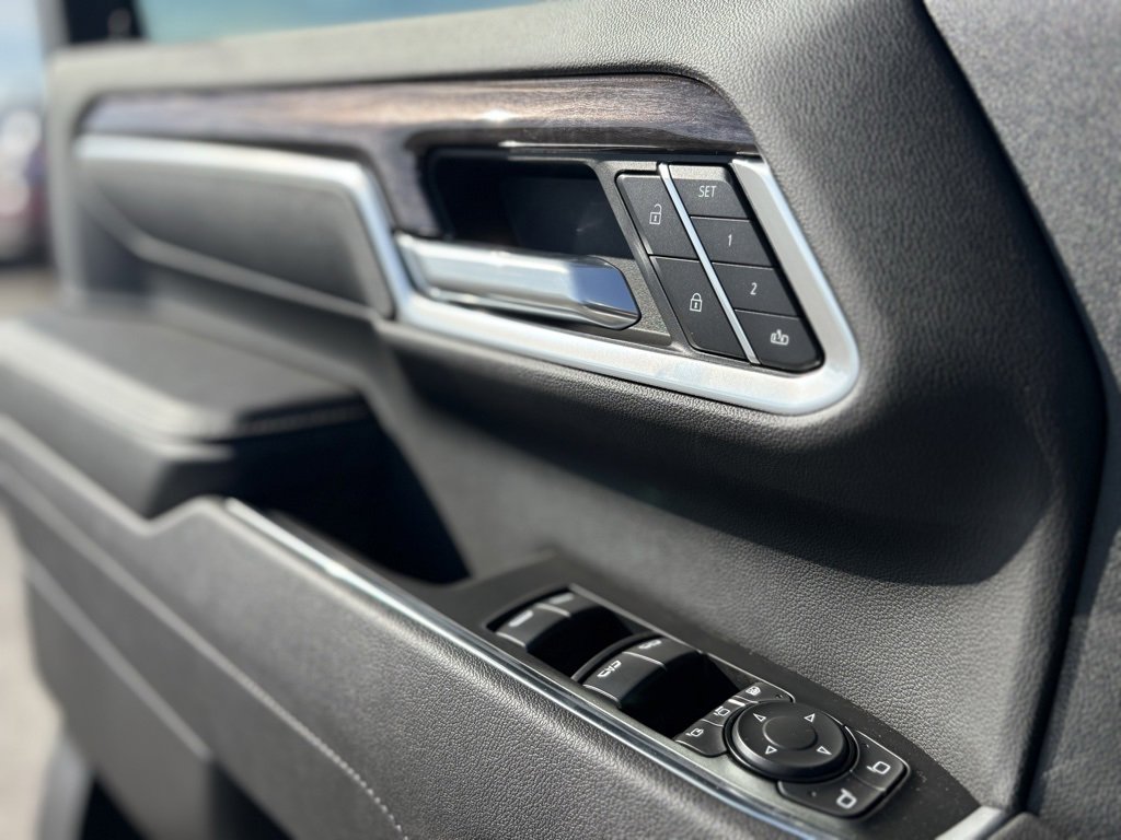 New 2026 Chevrolet Silverado 3500 LTZ w/ LTZ Convenience Package image 23