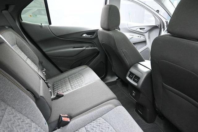 Used 2024 Chevrolet Equinox LT FWD image 30