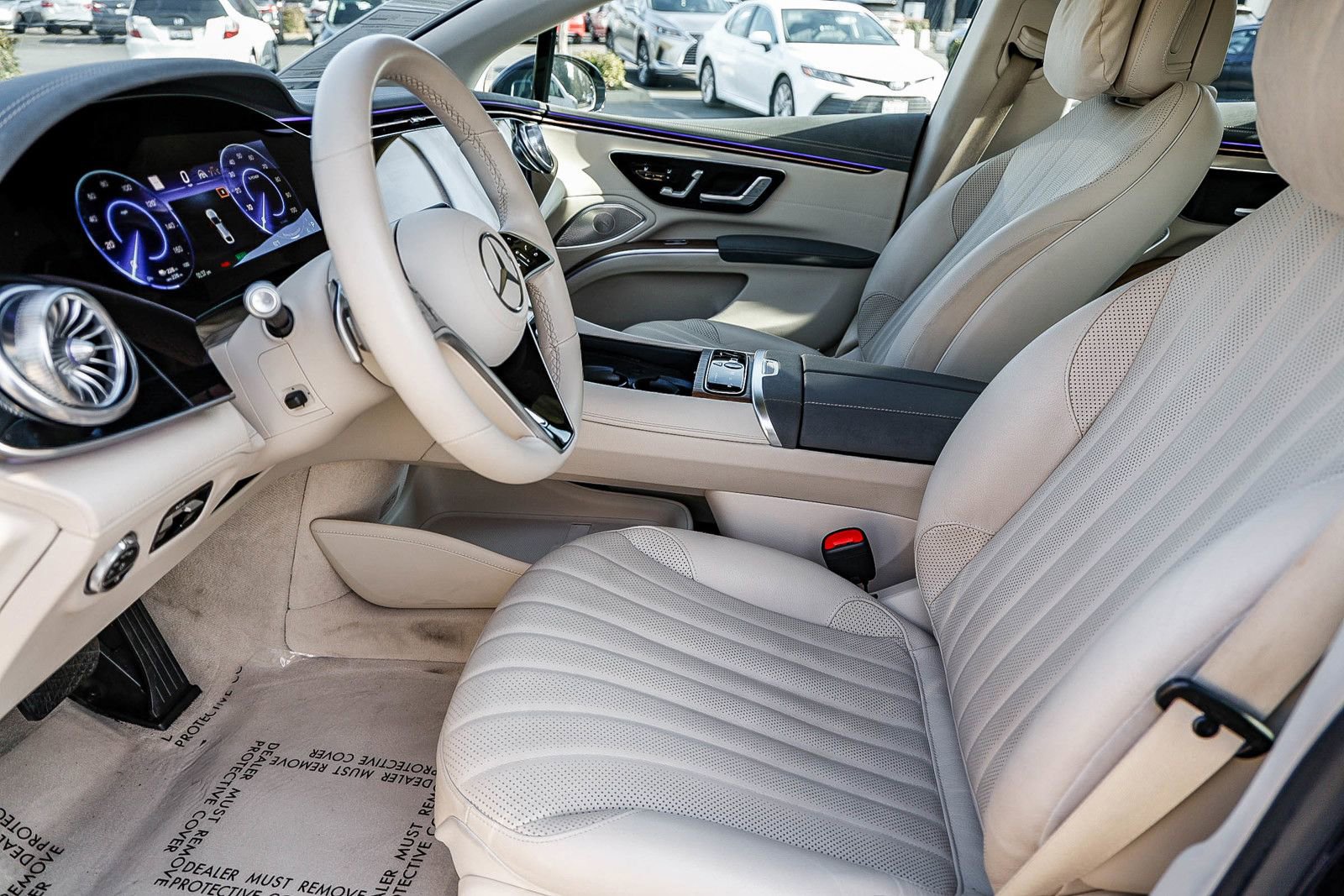 Used 2022 Mercedes-Benz EQS 580 4MATIC Sedan image 19