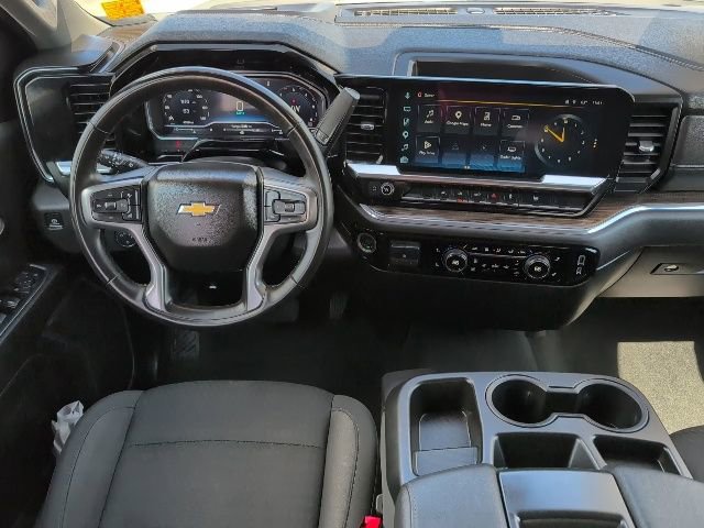 Certified 2025 Chevrolet Silverado 1500 LT AWD/4WD image 4