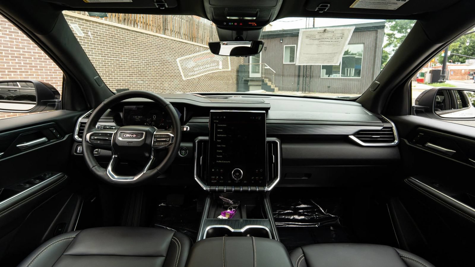 Used 2026 GMC Acadia Elevation w/ Elevation Premium Package FWD image 33