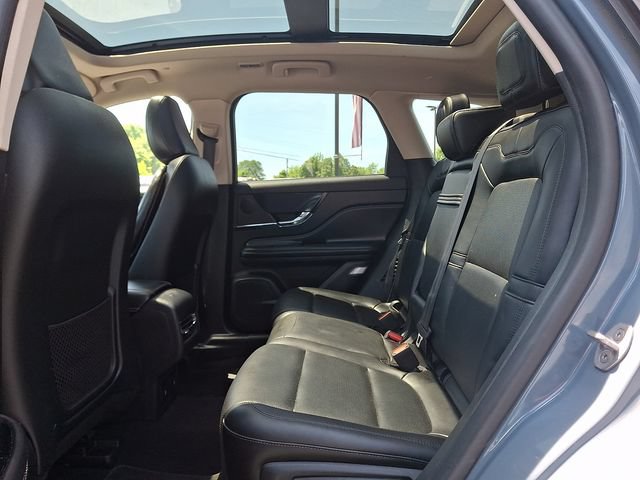 Used 2023 Lincoln Corsair AWD w/ Equipment Group 101A image 11