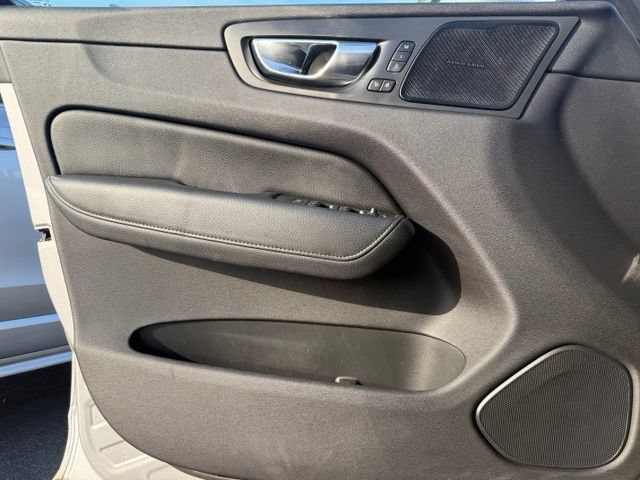 Used 2020 Volvo XC60 T5 Inscription FWD image 12