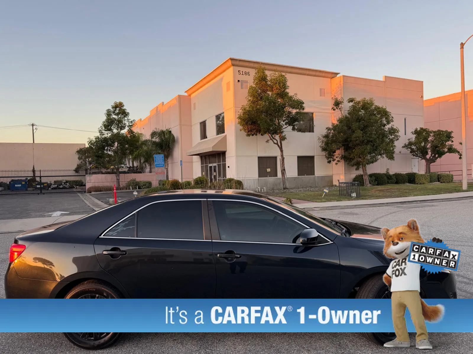 Used 2014 Toyota Camry LE FWD image 19