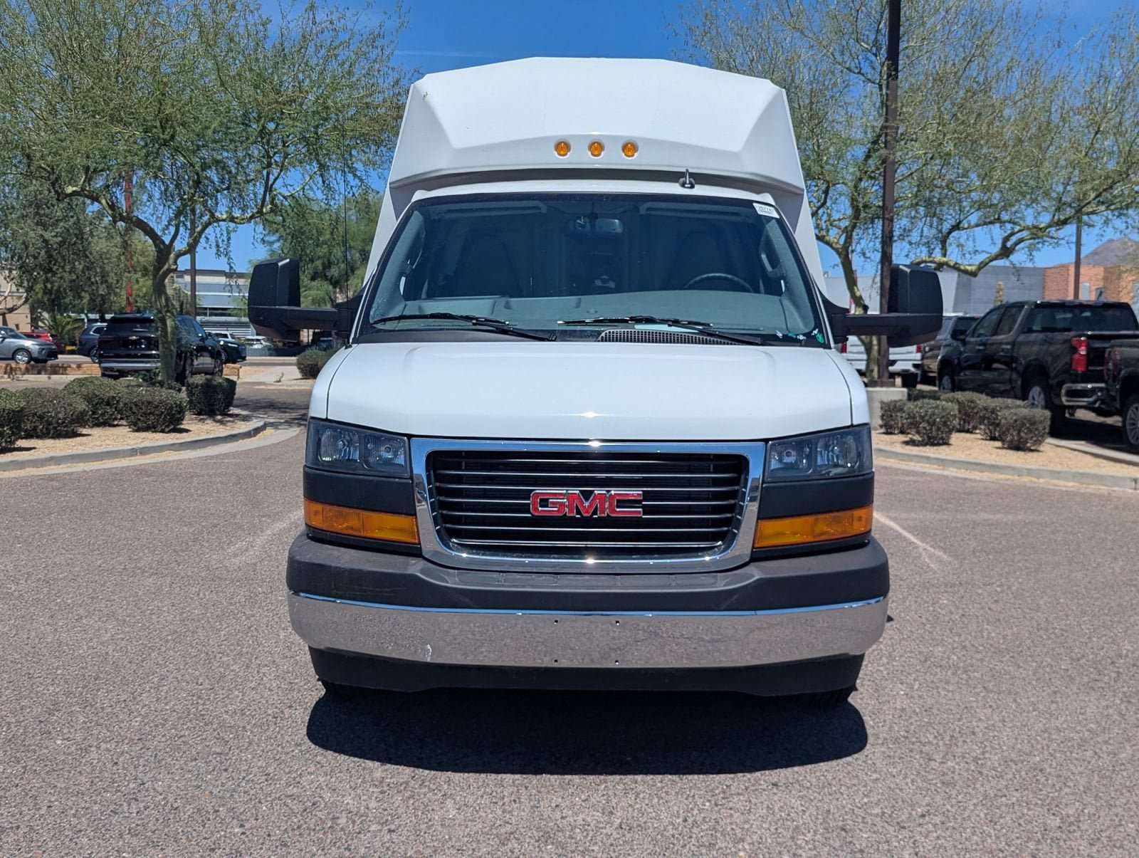 New 2025 GMC Savana 3500 w/ Power Convenience Package RWD image 9