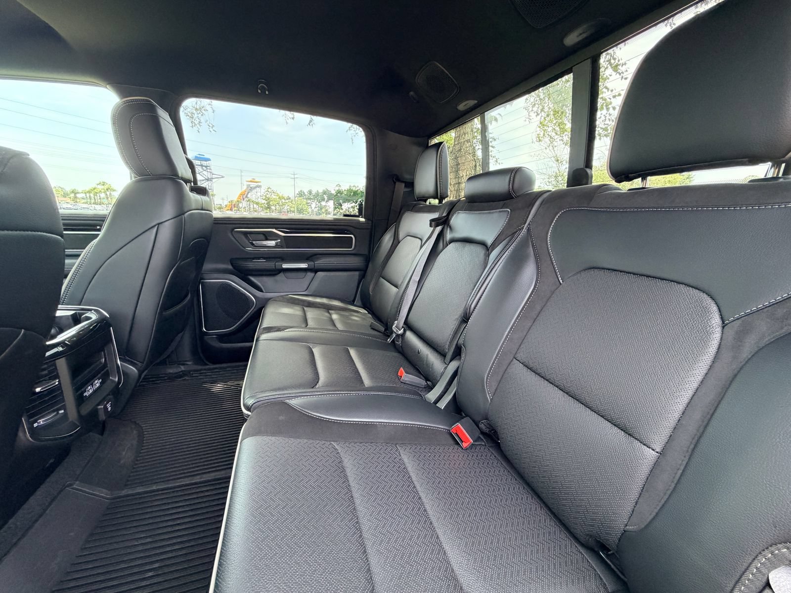 Used 2021 RAM 1500 Laramie w/ Sport Appearance Package AWD/4WD image 14