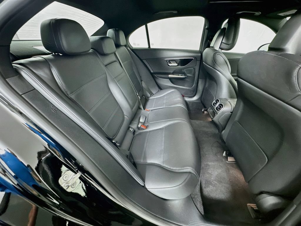 Used 2024 Mercedes-Benz C 300 4MATIC Sedan image 27