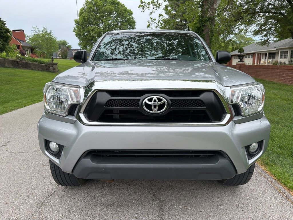 Used 2015 Toyota Tacoma 4x4 Access Cab V6 w/ TRD Off-Road Package image 3