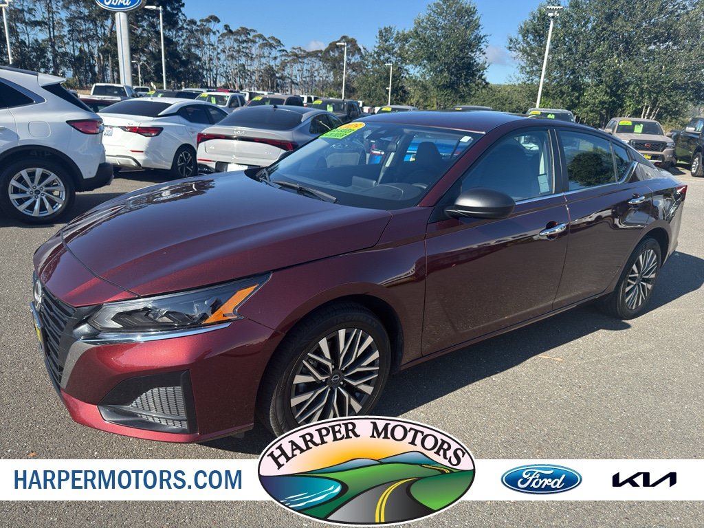 Used 2025 Nissan Altima 2.5 SV