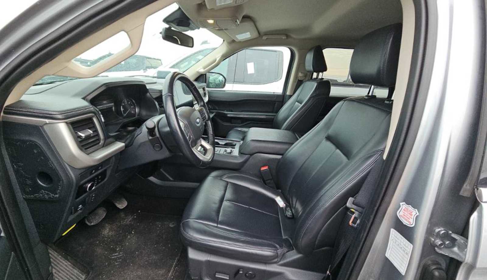 Used 2023 Ford Expedition Max XLT image 18