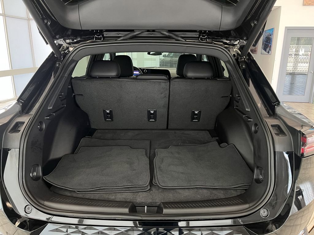 Certified 2024 Chevrolet Equinox EV RS image 32