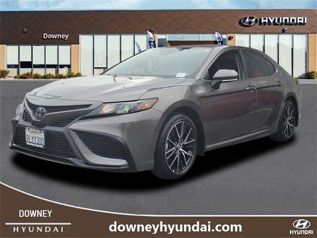 Used 2024 Toyota Camry SE