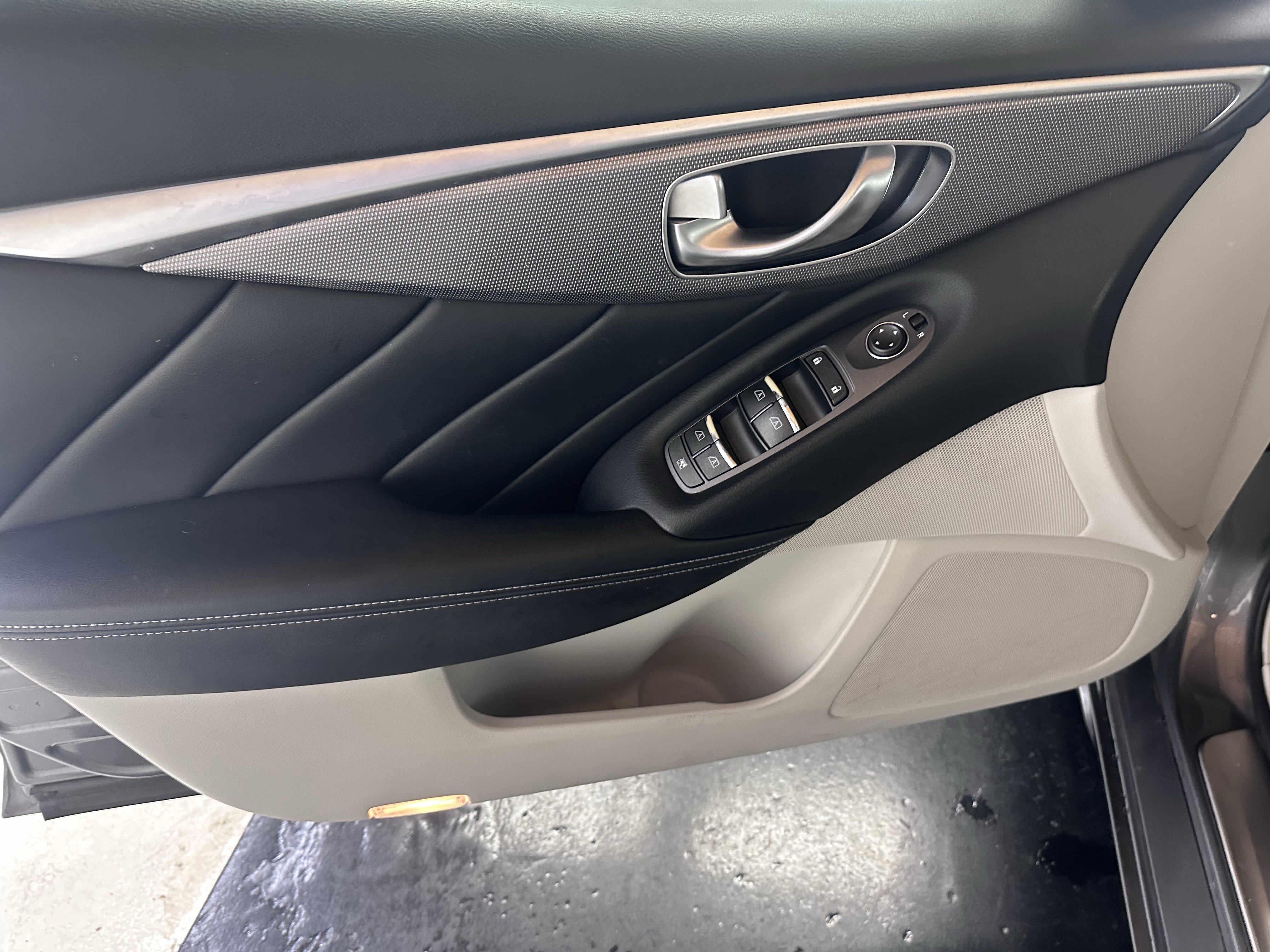 Used 2014 INFINITI Q50 Sport w/ Navigation Package image 39