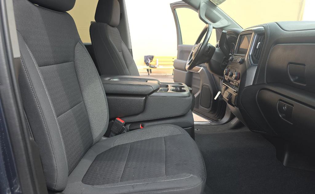 Used 2021 Chevrolet Silverado 1500 LT image 7