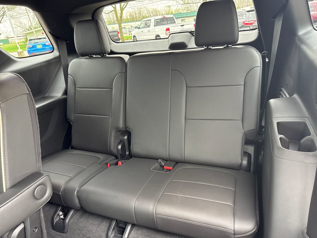 Used 2023 Chevrolet Traverse Premier w/ LPO, Floor Liner Package image 35