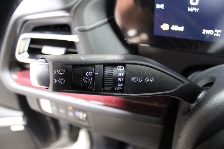 New 2026 Chevrolet Traverse Z71 w/ Enhanced Driving Package image 37