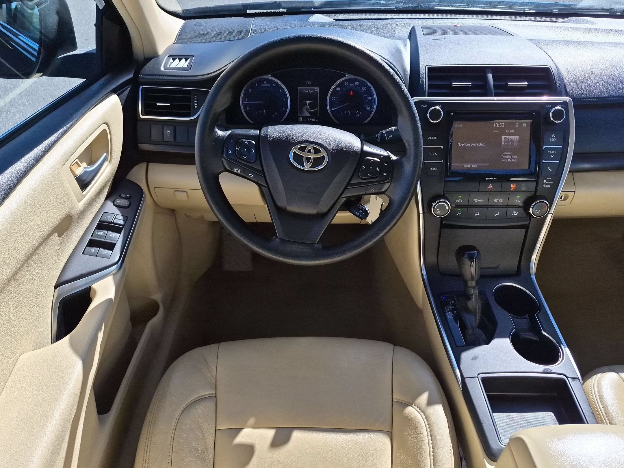 Used 2016 Toyota Camry LE FWD image 30