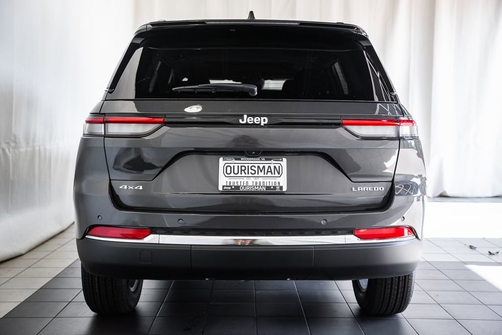 New 2025 Jeep Grand Cherokee Laredo X w/ Luxury Tech Group I image 5