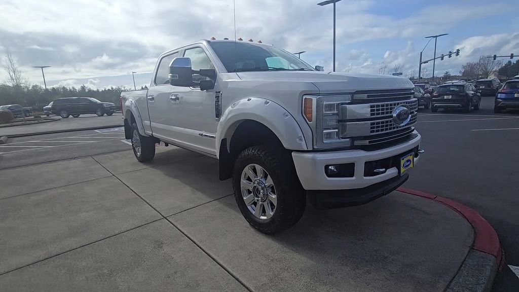 Used 2017 Ford F250 Platinum w/ Platinum Ultimate Package image 6