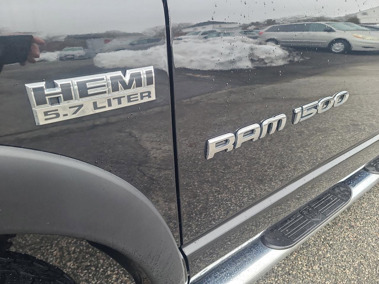 Used 2007 Dodge Ram 1500 Truck SLT image 25