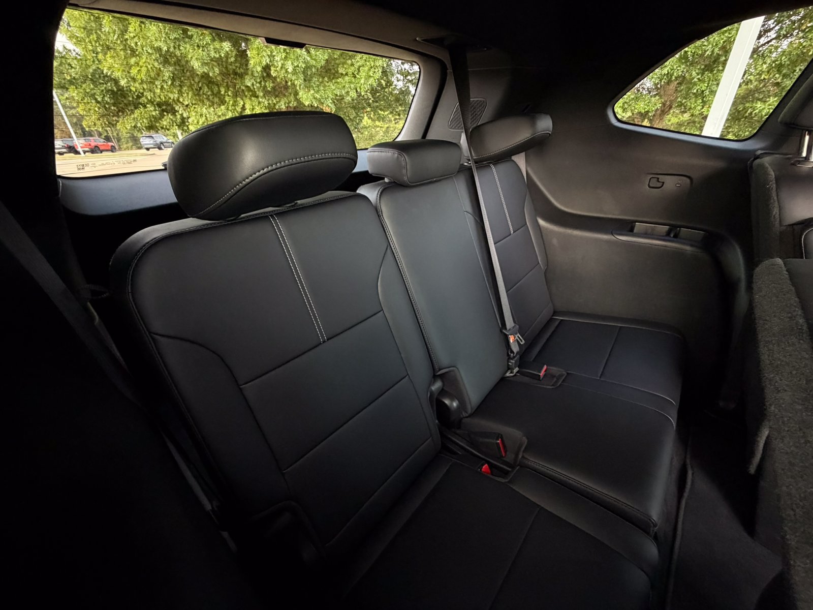Used 2026 GMC Acadia Elevation w/ Elevation Premium Package FWD image 31