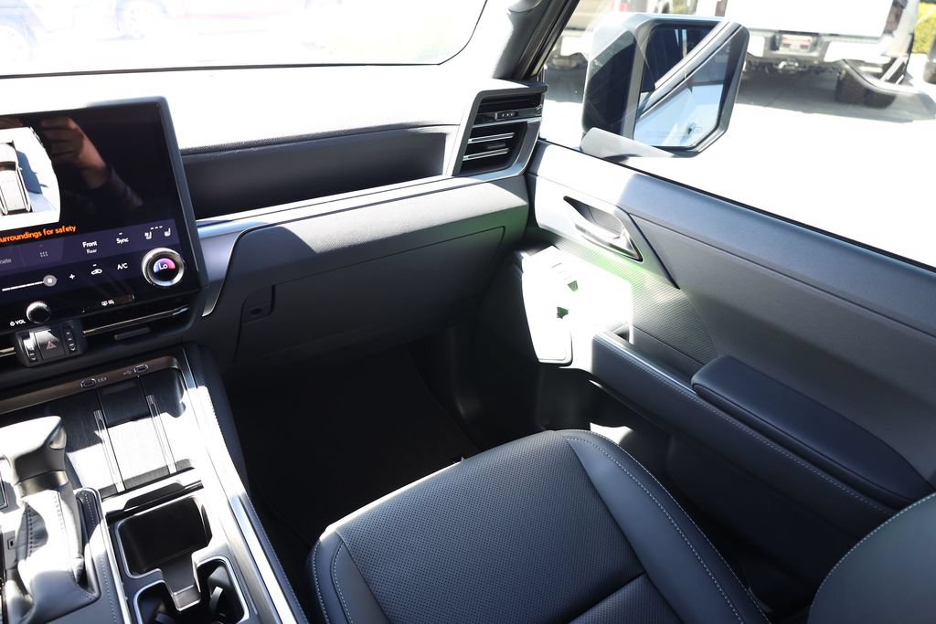 Used 2026 Lexus GX 550 w/ Cold Area Package AWD/4WD image 20