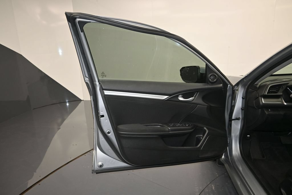 Used 2018 Honda Civic EX image 10