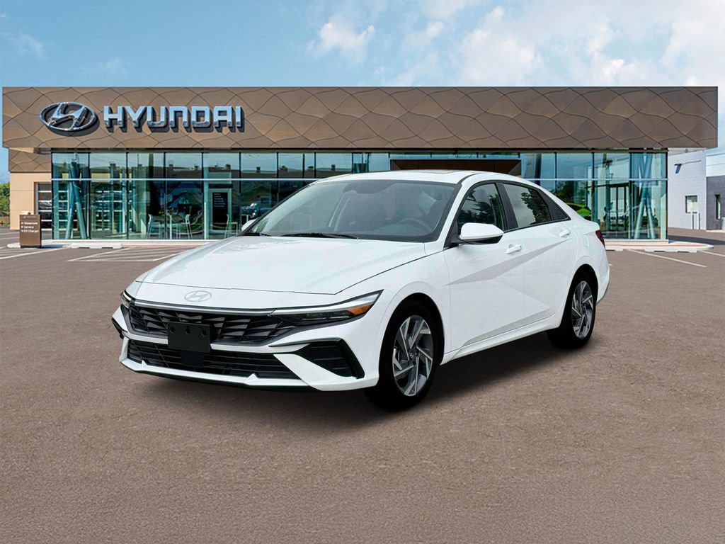 New 2025 Hyundai Elantra SEL w/ Cargo Package