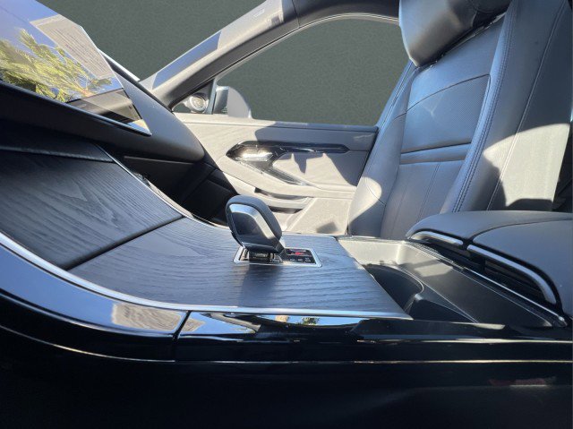 Used 2024 Land Rover Range Rover Evoque S image 23