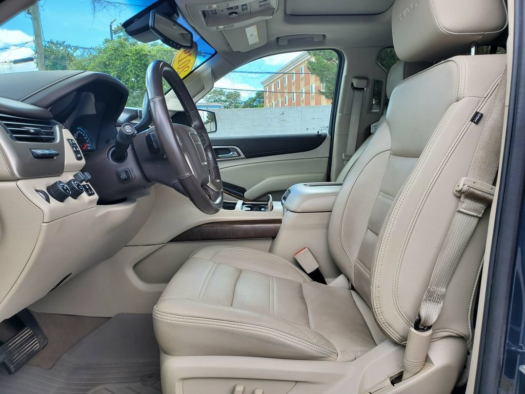 Used 2019 GMC Yukon Denali w/ Denali Ultimate Package AWD/4WD image 18