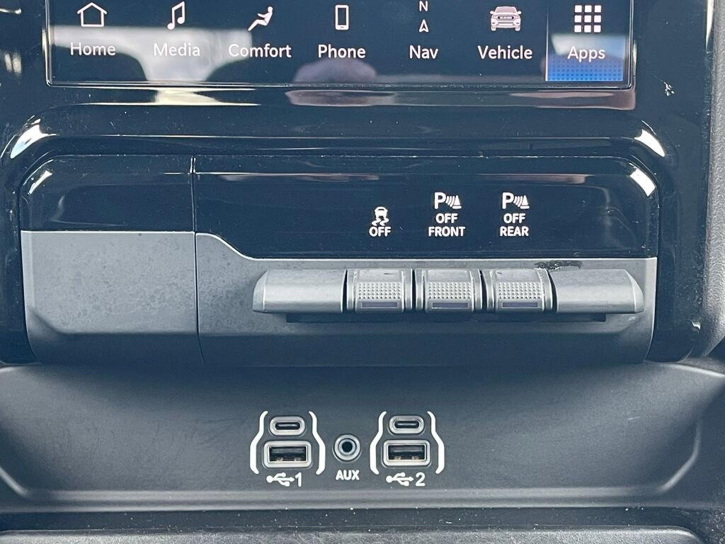 Used 2025 RAM 1500 Big Horn image 14