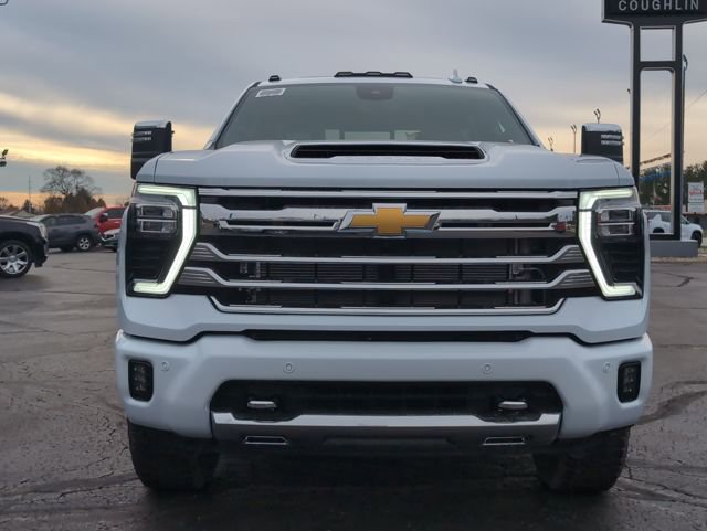 New 2026 Chevrolet Silverado 2500 High Country w/ High Country Premium Package video 2