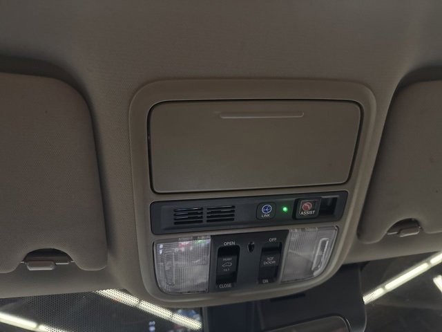 Used 2020 Honda Pilot Touring image 21