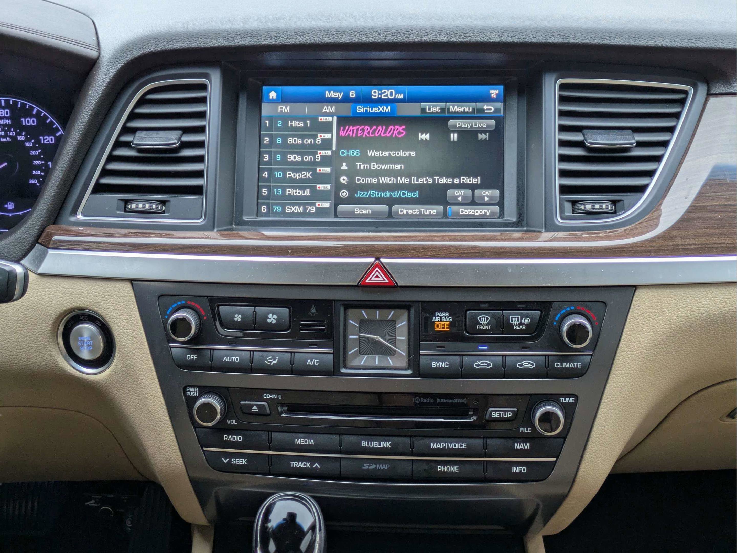 Used 2015 Hyundai Genesis 3.8 RWD image 14