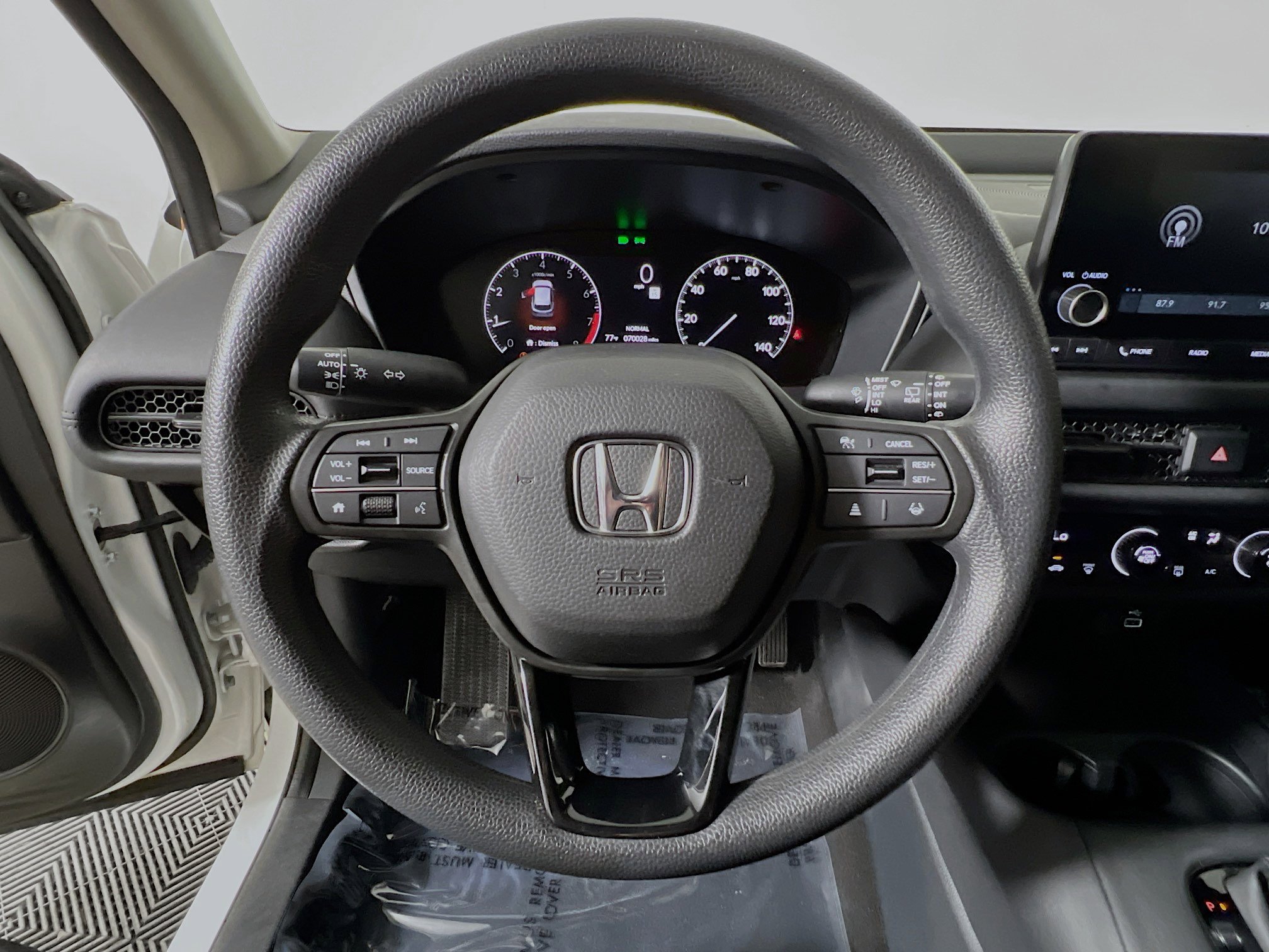 Used 2023 Honda HR-V LX image 18